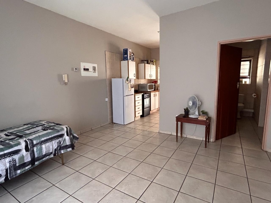 1 Bedroom Property for Sale in Dassie Rand North West